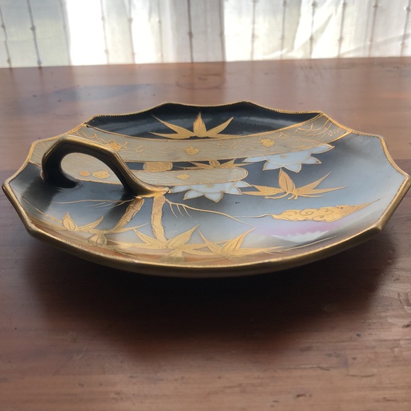 Little Porcelain Handle Serving Plate - Picture 3 of 7